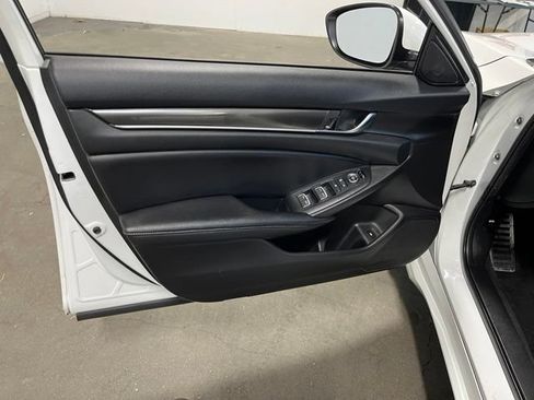 Used 2020 Honda Accord Sport image 24