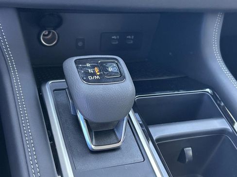 New 2026 Nissan Pathfinder Platinum AWD/4WD image 34