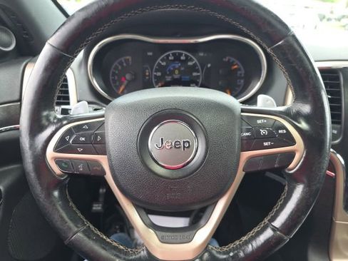 Used 2016 Jeep Grand Cherokee Limited AWD/4WD image 17