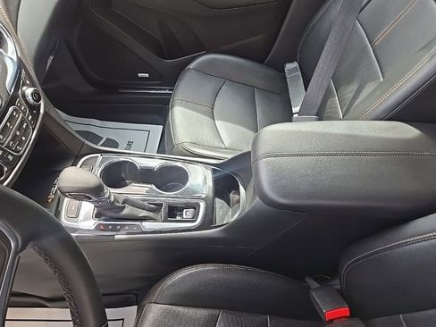 Used 2024 Chevrolet Equinox Premier image 27