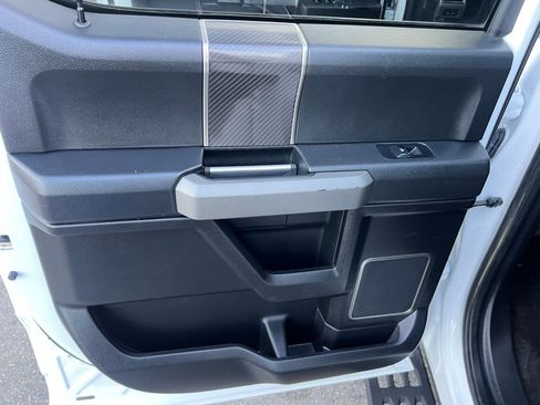 Used 2018 Ford F150 Raptor w/ Equipment Group 802A Luxury image 32