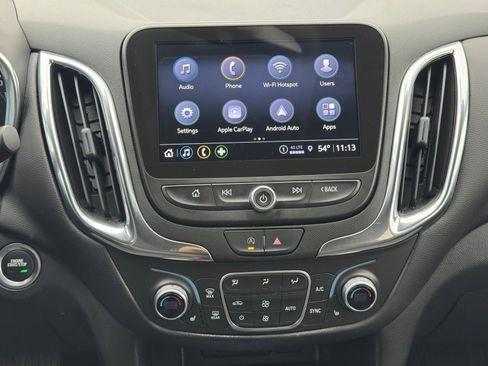 Used 2024 Chevrolet Equinox LT image 10