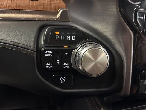 Used 2022 RAM 1500 Limited w/ Trailer Tow Group AWD/4WD image 23