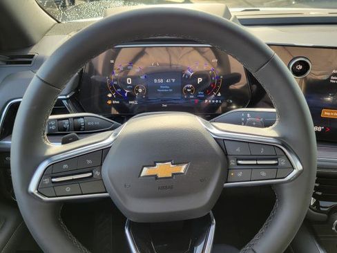 New 2026 Chevrolet Suburban Premier image 11