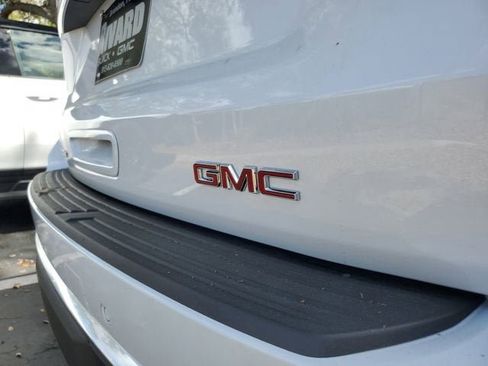 New 2026 GMC Yukon XL Denali w/ Sun & Power Step Package AWD/4WD image 7