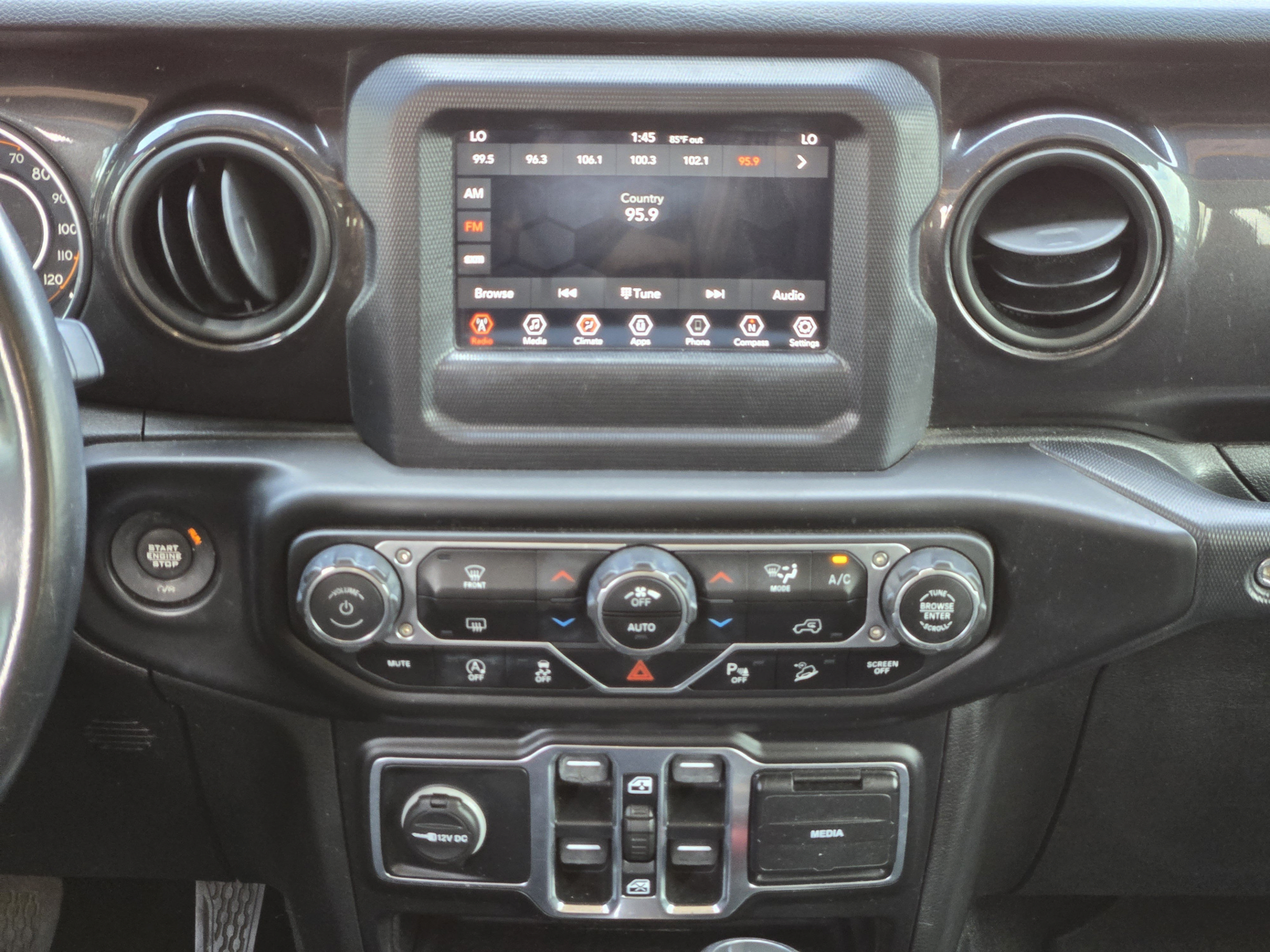 Used 2020 Jeep Wrangler Unlimited Sport AWD/4WD image 12