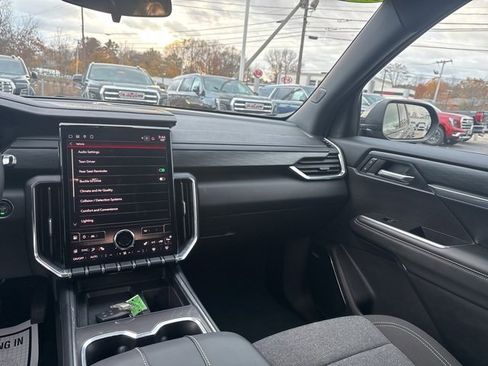 Certified 2025 GMC Acadia Elevation image 16