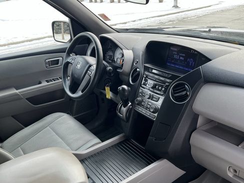 Used 2015 Honda Pilot LX image 25