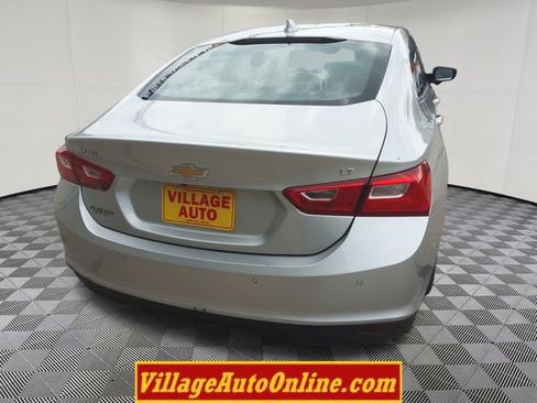 Used 2017 Chevrolet Malibu LT w/ Leather Package image 13