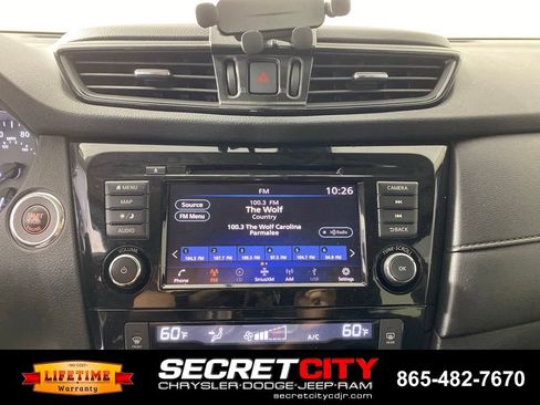 Used 2020 Nissan Rogue SV w/ Premium Package AWD/4WD image 20
