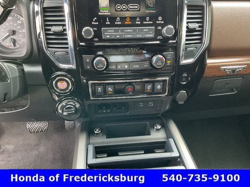 Used 2021 Nissan Titan Platinum Reserve w/ Moonroof Package AWD/4WD image 33