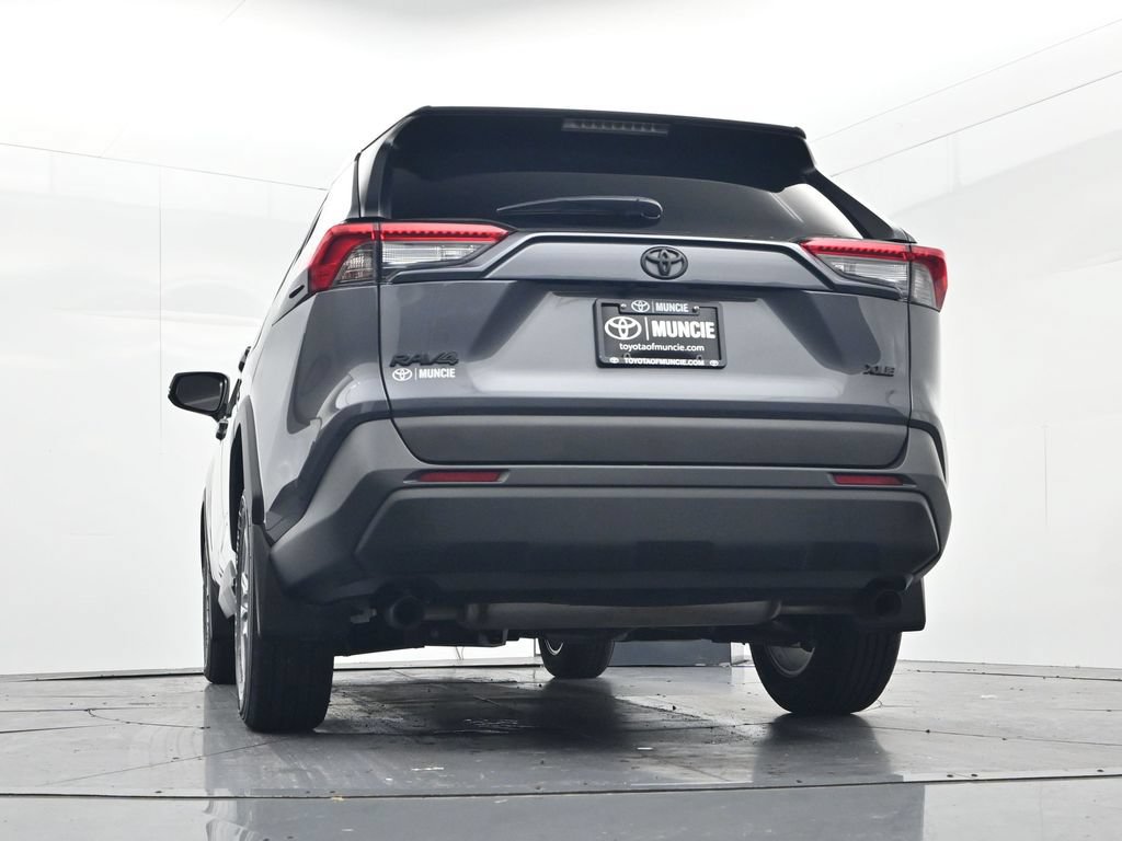 Used 2025 Toyota RAV4 XLE w/ Convenience Package FWD image 48