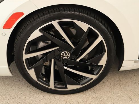 Used 2021 Volkswagen Arteon SEL Premium image 32