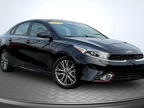 Used 2023 Kia Forte GT-Line FWD image 2