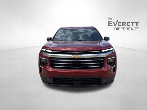 New 2026 Chevrolet Traverse LT FWD image 2