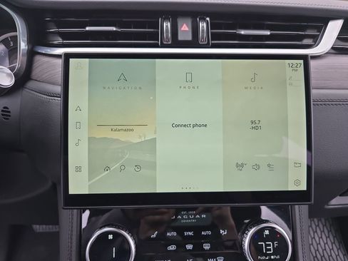 Used 2021 Jaguar F-PACE S image 22