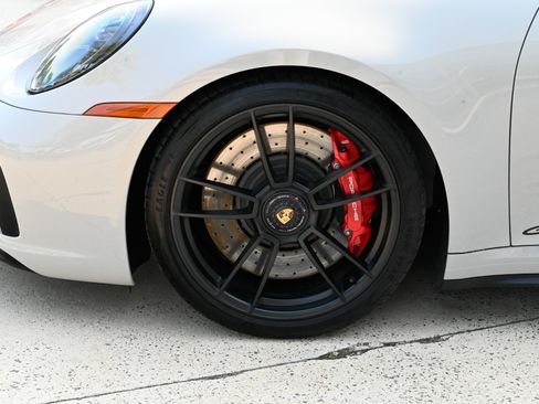Used 2024 Porsche 911 Carrera GTS RWD image 9