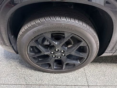 Used 2024 Chevrolet Traverse RS w/ LPO, Floor Liner Package image 3