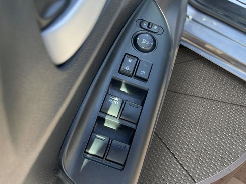 Used 2017 Honda Fit LX image 12