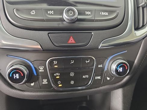 Used 2021 Chevrolet Equinox Premier image 21