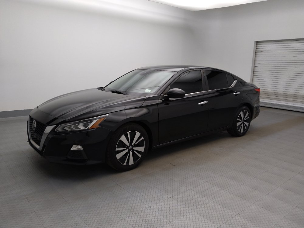 Used 2021 Nissan Altima 2.5 SV FWD image 2