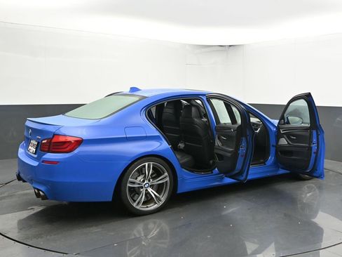 Used 2013 BMW M5 Base image 51