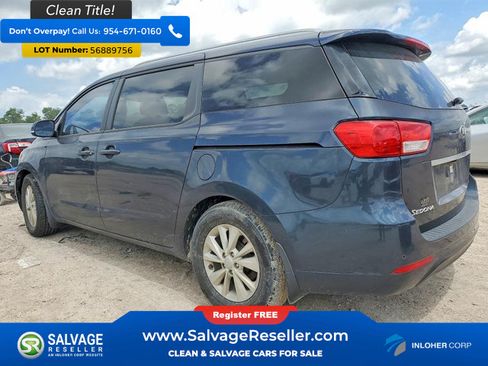 Used 2016 Kia Sedona LX w/ LX Essentials Premium Package FWD image 3