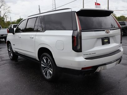 Used 2024 Cadillac Escalade ESV V