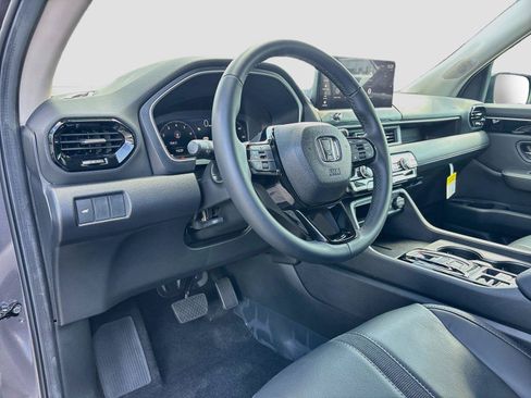 Certified 2026 Honda Pilot EX-L image 10