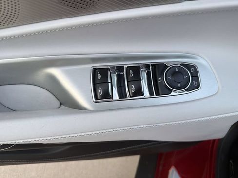 Used 2023 Chevrolet Corvette Stingray Premium Conv w/ Z51 Performance Package RWD image 10
