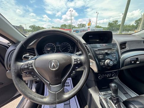 Used 2017 Acura ILX image 13