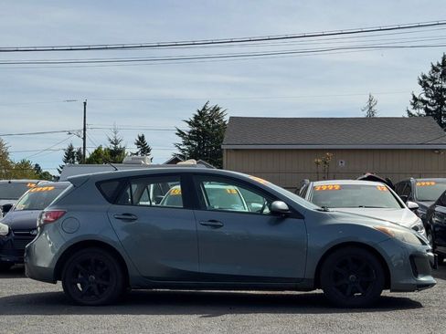 Used 2012 MAZDA MAZDA3 i Touring image 15