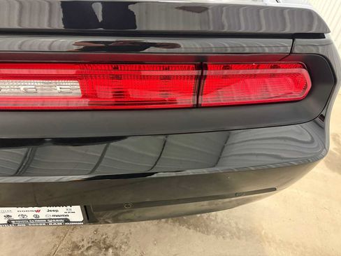 Used 2013 Dodge Challenger R/T RWD image 18