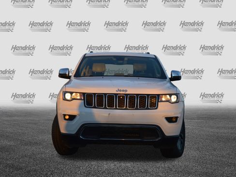 Used 2019 Jeep Grand Cherokee Limited image 2