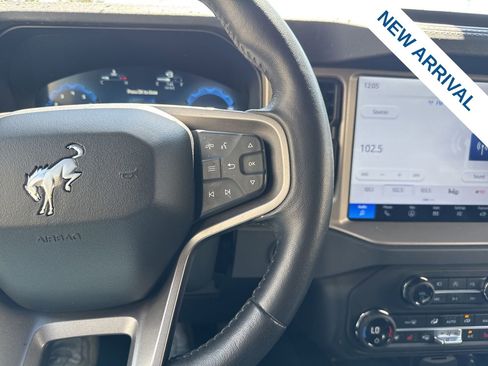Used 2025 Ford Bronco Outer Banks AWD/4WD image 21