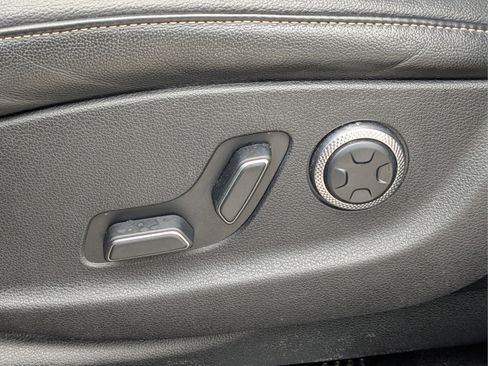 Used 2024 Genesis GV80 2.5T AWD/4WD image 19