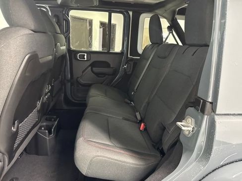 New 2026 Jeep Wrangler Unlimited Rubicon AWD/4WD image 18