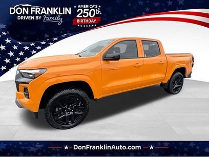Used 2025 Chevrolet Colorado Z71 w/ Z71 Convenience Package 2