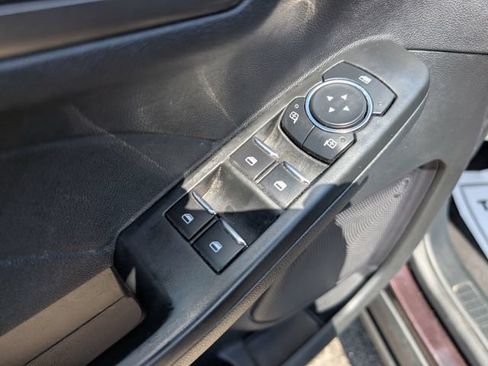 Used 2023 Ford Escape Active AWD/4WD image 12