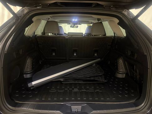 Used 2024 Subaru Outback Limited w/ Popular Package #2 image 26