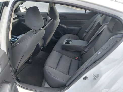 Certified 2024 Nissan Altima 2.5 S FWD image 12