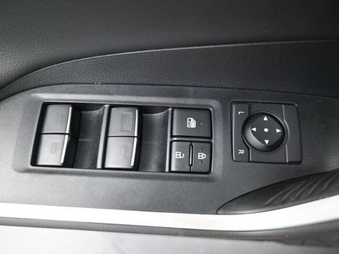 Used 2023 Toyota RAV4 XSE AWD/4WD image 11