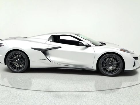 New 2026 Chevrolet Corvette Z06 w/ Battery Protection Package RWD image 6