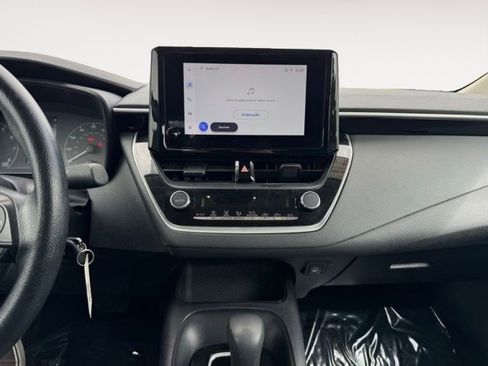 Certified 2025 Toyota Corolla LE FWD image 2