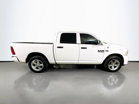 Used 2016 RAM 1500 Express w/ Popular Equipment Group AWD/4WD image 9