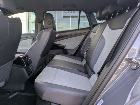 Certified 2023 Volkswagen ID.4 Pro image 18