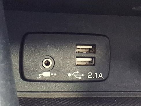 Used 2020 Subaru Crosstrek 2.0i Limited w/ Moonroof Package w/Navigation image 22