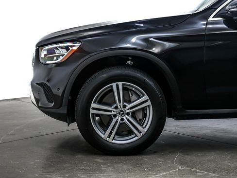 Used 2022 Mercedes-Benz GLC 300 4MATIC image 10