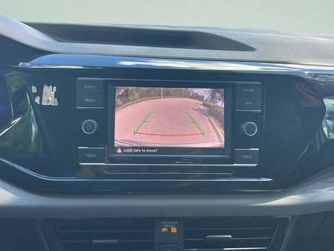 Used 2024 Volkswagen Taos S FWD image 15