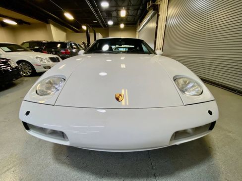 Used 1994 Porsche 928 GTS RWD image 9